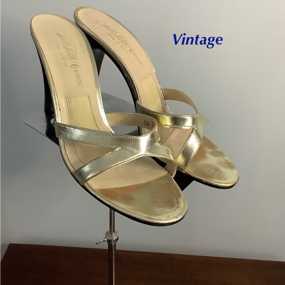 Vintage Saks Fifth Avenue 1970’s  Mules Heels - Picture 1 of 11